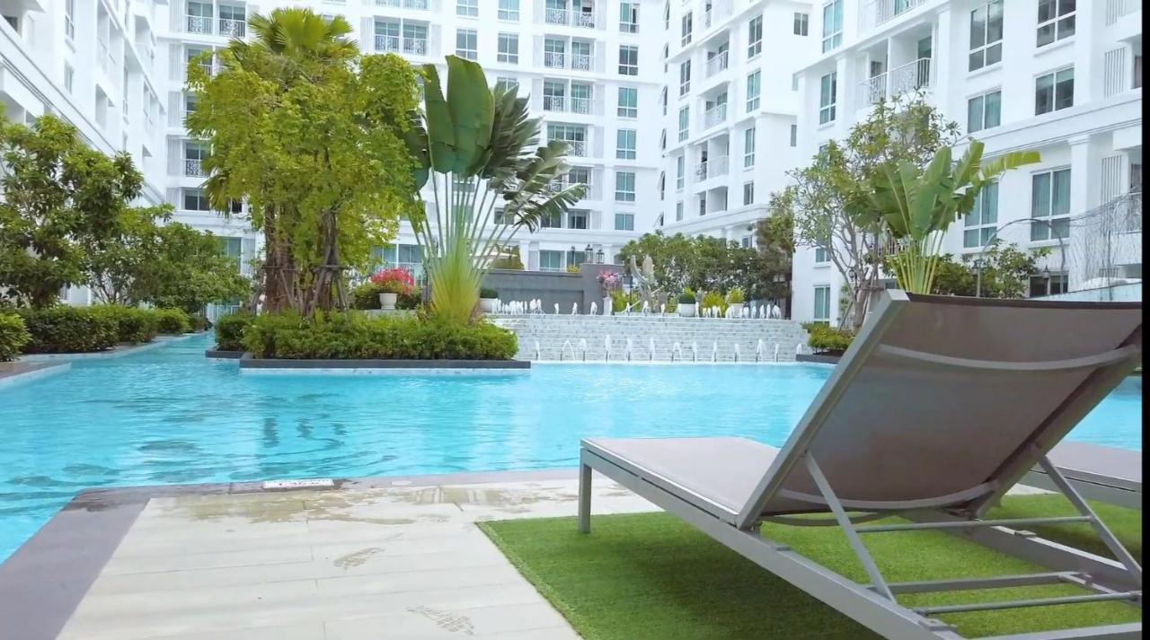 The Orient Resort And Spa By Lucky Rich Jomtien Beach Exterior photo